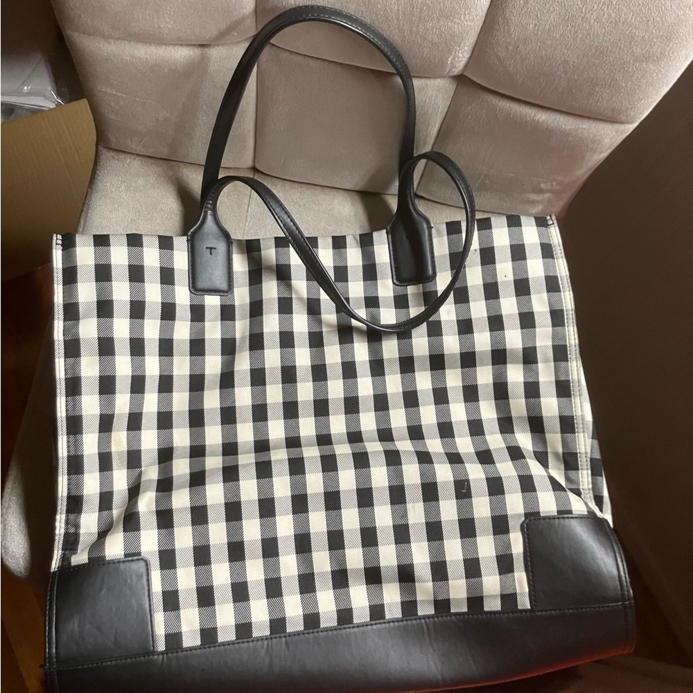 Tory Burch tote - Picture 2 of 7